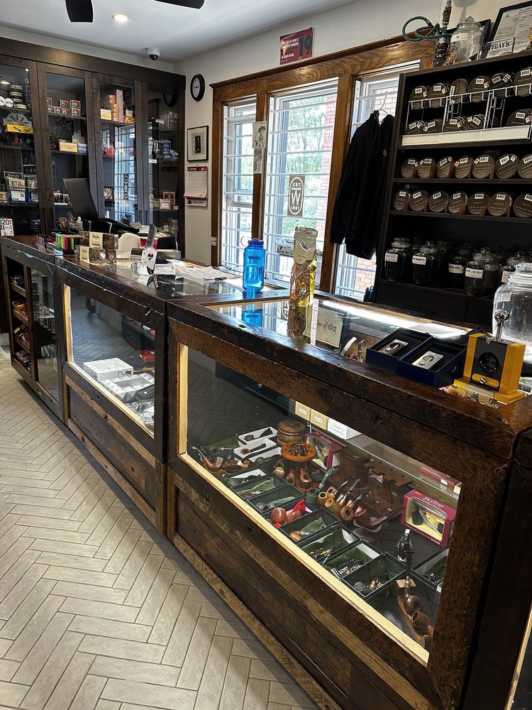 WALPER TOBACCO SHOP Updated September 2024 15 King Street W