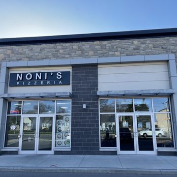 Noni's Pizzeria - the front of the restaurant - Chicken Wings Near Me - Grimsby, Ontario Noni's Pizzeria - the front of the restaurant - Chicken Wings Near Me - Grimsby, Ontario