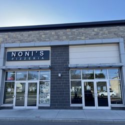 Noni's Pizzeria