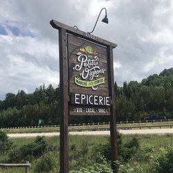 Marché et Bistro Fermiers aux Petits Oignons