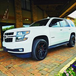Varied Transport - Tahoe Premier with Rocky Ridge Package added to the fleet. An amazing ride. Bose, 4WD, Leather, Rear Air control. Comfortable and quiet.