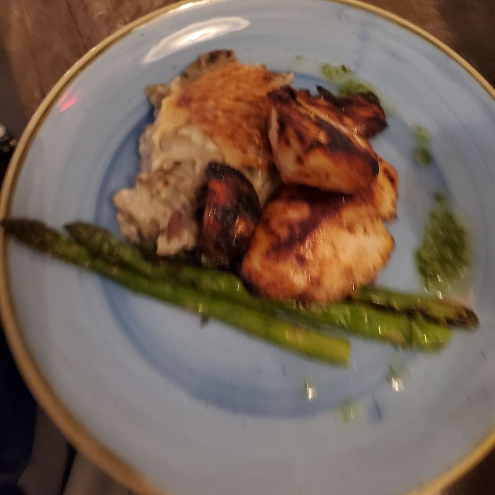 Forc - Chicken - Breakfast & Brunch Near Me - Kamuela, Hawaii