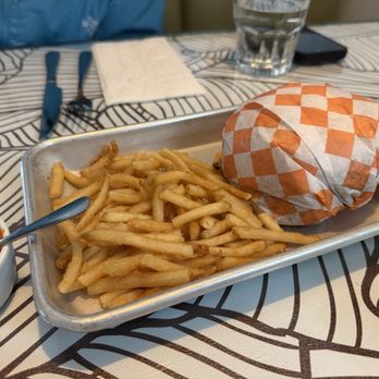 familyfriend - Kewpie burger and truffle shoestring fries - Guamanian Near Me - Seattle, Washington familyfriend - Kewpie burger and truffle shoestring fries - Guamanian Near Me - Seattle, Washington