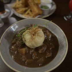 Busker Brownes Bar & Kirbys Restaurant - Guinness beef stew