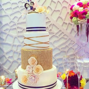 Roobina's Cake - Our beautiful wedding cake - Bakeries Near Me - Glendale, California