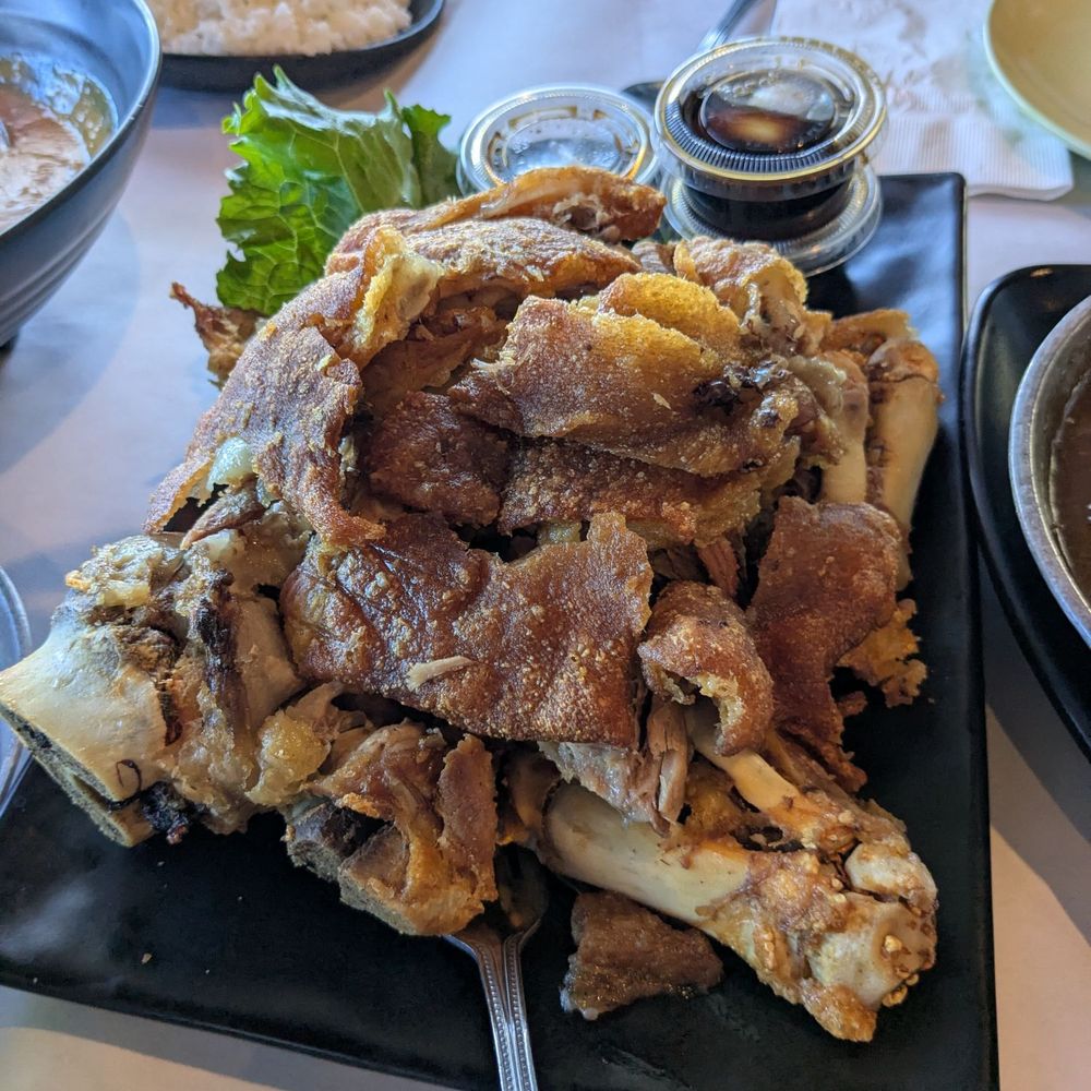 Barrio Fiesta Glendale - XL crispy pata - Filipino Near Me - Glendale, California Barrio Fiesta Glendale - XL crispy pata - Filipino Near Me - Glendale, California