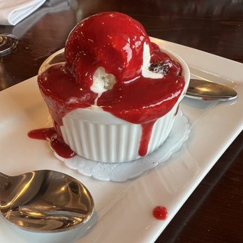 Delta King - Chocolate Lava Cake - Hotels Near Me - Sacramento, California