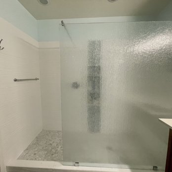 Modern Solutions Glass - Master shower - Glass & Mirrors Near Me