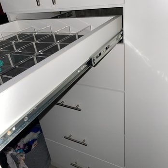 Modern Closet Spaces - Quality hardware on all drawers. - Home Organization Near Me - Gardena, California Modern Closet Spaces - Quality hardware on all drawers. - Home Organization Near Me - Gardena, California