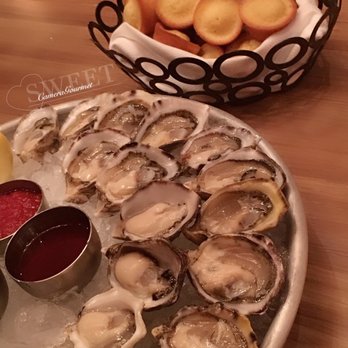 Boulevard - Kusshi and Shigoku Oysters - Seafood Near Me - Vancouver, British Columbia