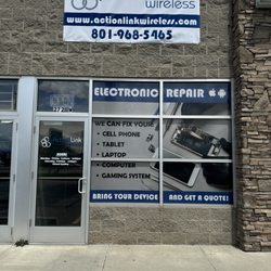 Action Link Wireless - Front of store