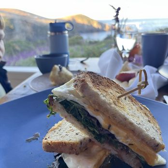 Terra Mar Kitchen - Breakfast sandwich - New American Near Me - Albion, California