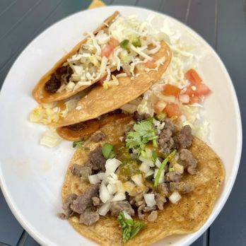 Nine Zero Seven - Two Gringo Tacos and One Carne Asada Street Taco - Lounges Near Me - Benicia, California