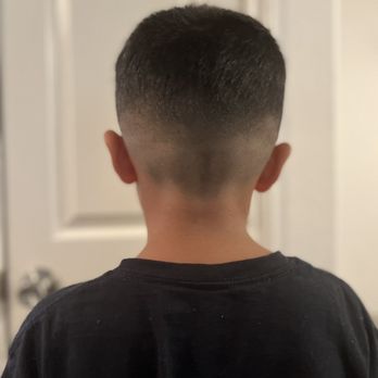 Cecy's Clipper Cuts & HairStyling - Barbers Near Me - Rosenberg, Texas Cecy's Clipper Cuts & HairStyling - Barbers Near Me - Rosenberg, Texas