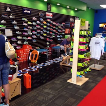 Fleet Feet - Shoe Stores Near Me - Tallahassee, Florida Fleet Feet - Shoe Stores Near Me - Tallahassee, Florida