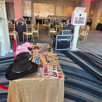 Shutter Up & Smile - Shutter Up & Smile Ready to get the party startedr - Photo Booth Rentals Near Me - Costa Mesa, California Shutter Up & Smile - Shutter Up & Smile Ready to get the party startedr - Photo Booth Rentals Near Me - Costa Mesa, California