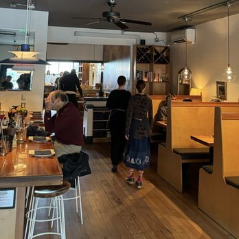 Seabird - Interior - Seafood Near Me - Bainbridge Island, Washington