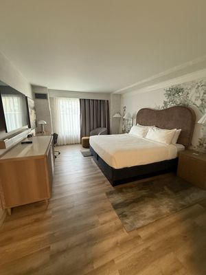 The Grove Hotel by null