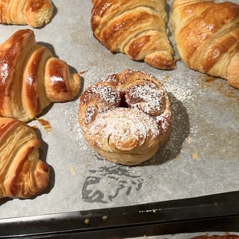 Le Foodist - Strawberry filled pastry made in ramekin with left over croissant dough. - Cooking Schools Near Me - Paris, 75 Le Foodist - Strawberry filled pastry made in ramekin with left over croissant dough. - Cooking Schools Near Me - Paris, 75