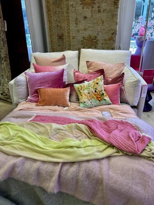 abc carpet & home by null