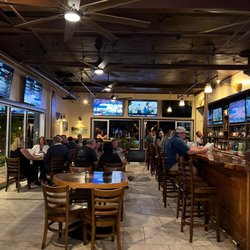A Bay's Island Grill - The cool Bar area