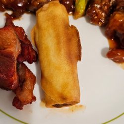 King Wok Chinese Restaurant - Spring roll