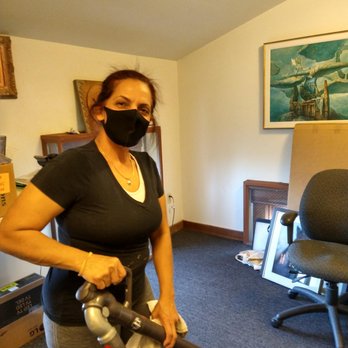 Safi Home Works - vaccuming office - Office Cleaning Near Me Safi Home Works - vaccuming office - Office Cleaning Near Me