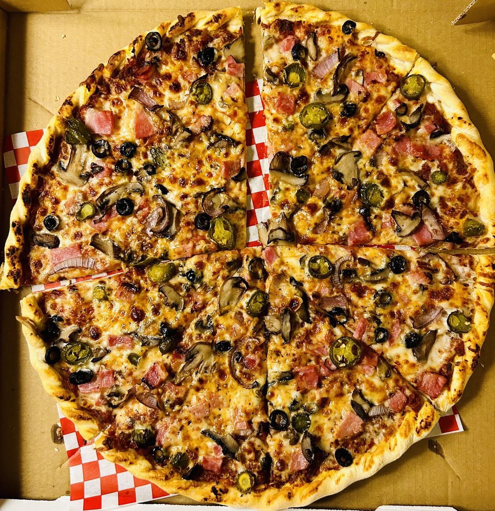 Food from Wizard Wicks Pizza