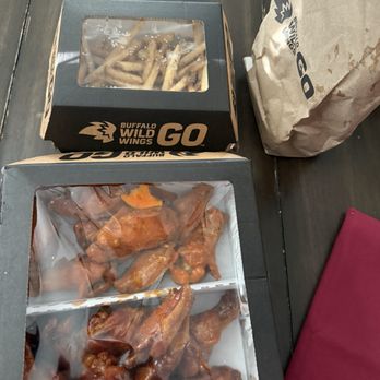 Buffalo Wild Wings ‘GO’ - Chicken Wings Near Me - San Antonio, Texas