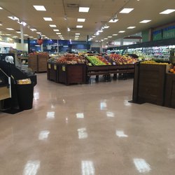 Price Chopper - Price Chopper Catskill NY. Older store, fairly clean, not the best.