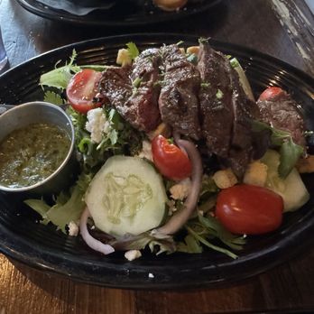 MacMillan Whisky Room - Steak salad - Whiskey Bars Near Me - Fairfax, Virginia MacMillan Whisky Room - Steak salad - Whiskey Bars Near Me - Fairfax, Virginia