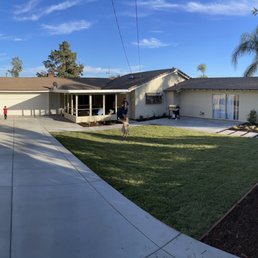 Concrete turf and planting