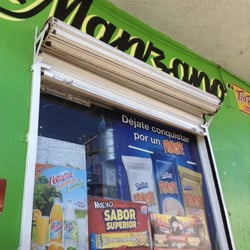 Abarrotes el Manzano - Fachada
