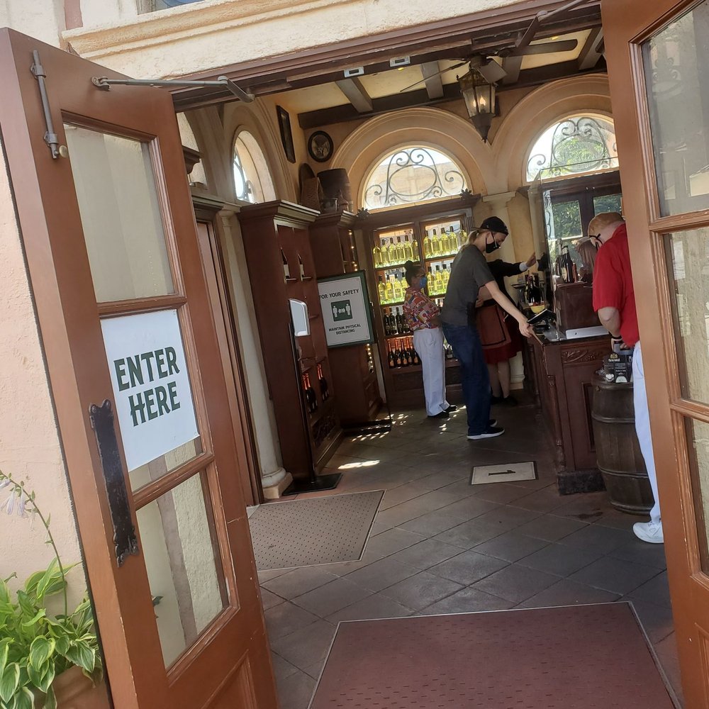 Enoteca Castello - the entrance to a restaurant - Wineries Near Me - Orlando, Florida