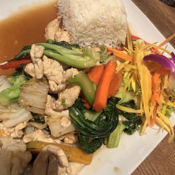 Bamboo Penny's - Vegetable Stir-Fry Combo - Thai Near Me - Leawood, Kansas