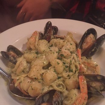 Buenos Aires Grill - ALL THE PASTAS ARE AMAZING!!!!!! able to try different flavored sauces! - Argentine Near Me - Northridge, California