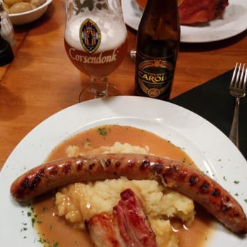 Les Brassins - Stoemp du jour, saucisse et lard avec Carolus Triple - Brasseries Near Me - Ixelles, BRU