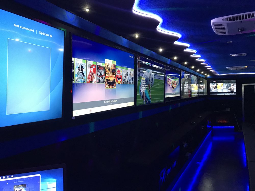 FX GAME TRAILER Updated September 2024 1818 Osprey Dr, Florence, South Carolina Game Truck