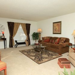 Greens of Concord - Green of Concord Spacious Living Room