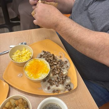 Gritz Cafe - Biscuits and gravy - Soul Food Near Me - Las Vegas, Nevada