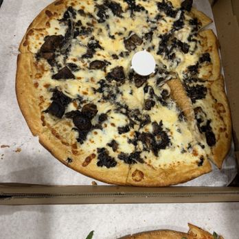 Blue Line Pizza - Pizza Near Me - Campbell, California