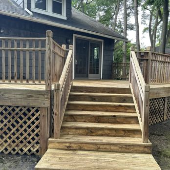 Blake's Power Cleaning - Back deck - Painters Near Me - Ferndale, Michigan Blake's Power Cleaning - Back deck - Painters Near Me - Ferndale, Michigan