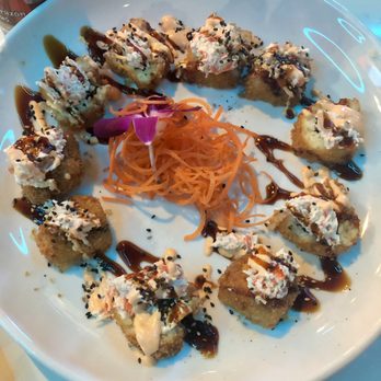 Seareinas - Mal Verde roll - Sushi Bars Near Me - Austin, Texas Seareinas - Mal Verde roll - Sushi Bars Near Me - Austin, Texas