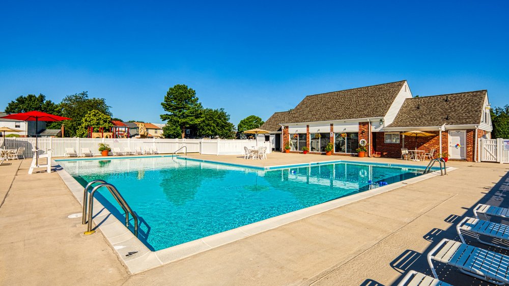 WEBLIN PLACE APARTMENTS BY SL NUSBAUM CLOSED Updated July 2024 22