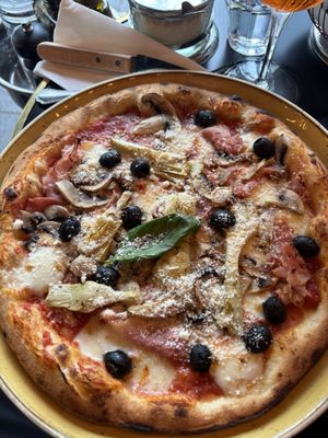 Capri Saint-Honoré by null