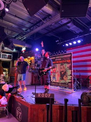Tin Roof by null