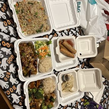 Loving Hut Redlands - Three Flavors, Kung pao wow, Loving Hut Fried Rice, crispy spring rolls, dumplings. - Vegan Near Me - Redlands, California Loving Hut Redlands - Three Flavors, Kung pao wow, Loving Hut Fried Rice, crispy spring rolls, dumplings. - Vegan Near Me - Redlands, California