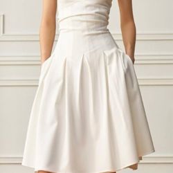 King's Custom Tailoring & Alteration - What dress looks like on a model