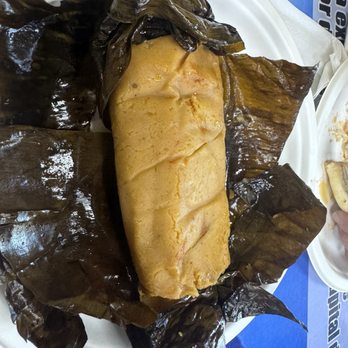 Pupusas Express - Tamal de pollo - Salvadoran Near Me - El Cajon, California