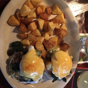 The Old Monk - Eggs Benedict, Florentine style - Pubs Near Me - Dallas, Texas The Old Monk - Eggs Benedict, Florentine style - Pubs Near Me - Dallas, Texas